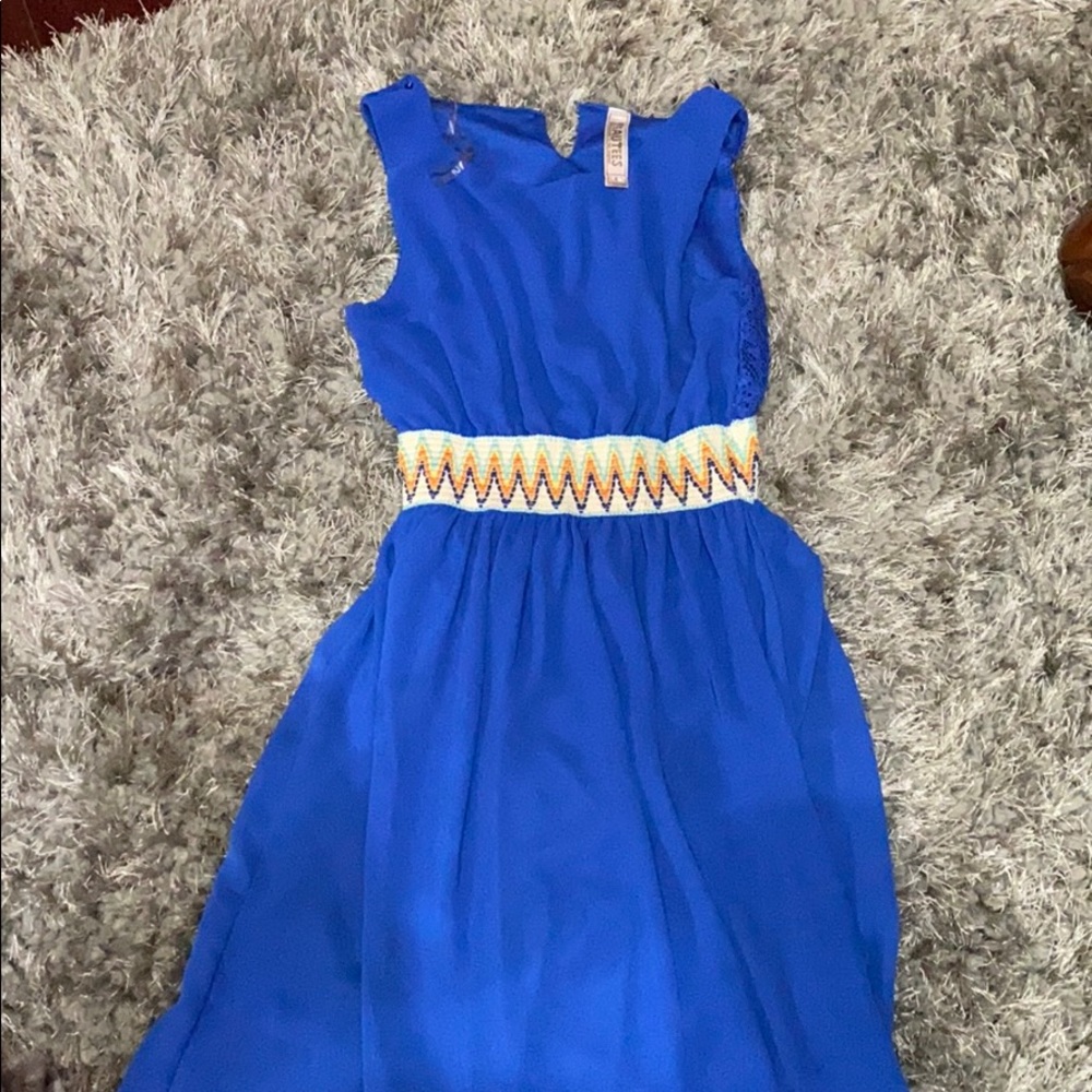 blue dress
